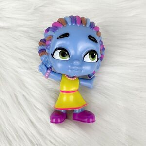 Hasbro Netflix Super Monsters Zoe Walker Figure